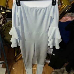 Baby blue jumpsuit with flare arms